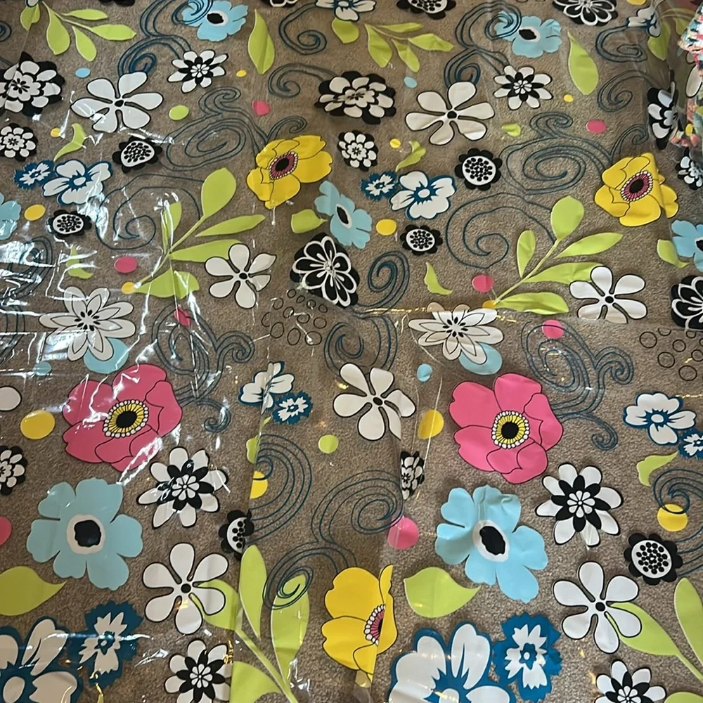 The Company Store Key Biscayne Clear Scattered Flower Shower curtain 72”x75”